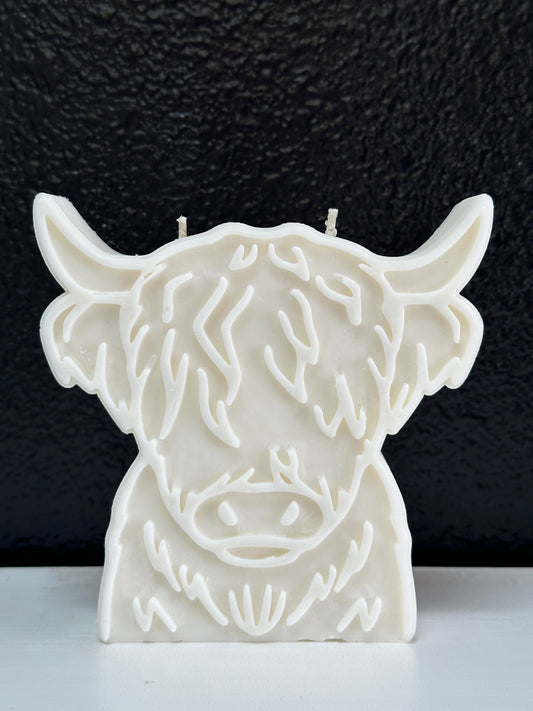 Highland Cow Free Standing Candle