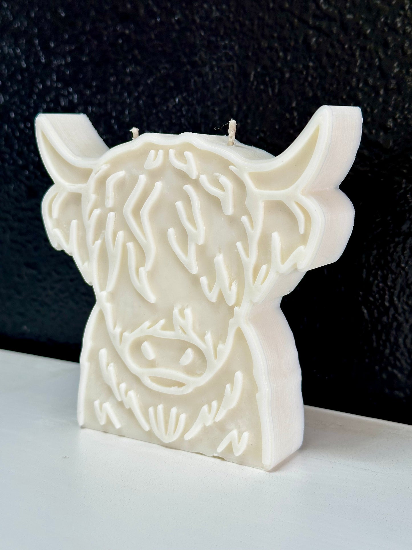 Highland Cow Free Standing Candle
